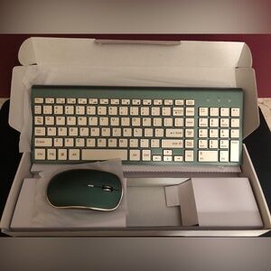 JOYACCESS Wireless 2.4G Compact and Quiet Keyboard and Mouse Combo